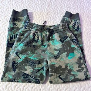 Kids Nike Jogger Green Black Large 12 All Over Logo Graffiti
